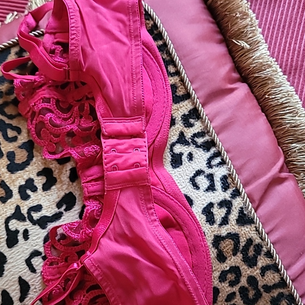 Bra - Picture 3 of 5